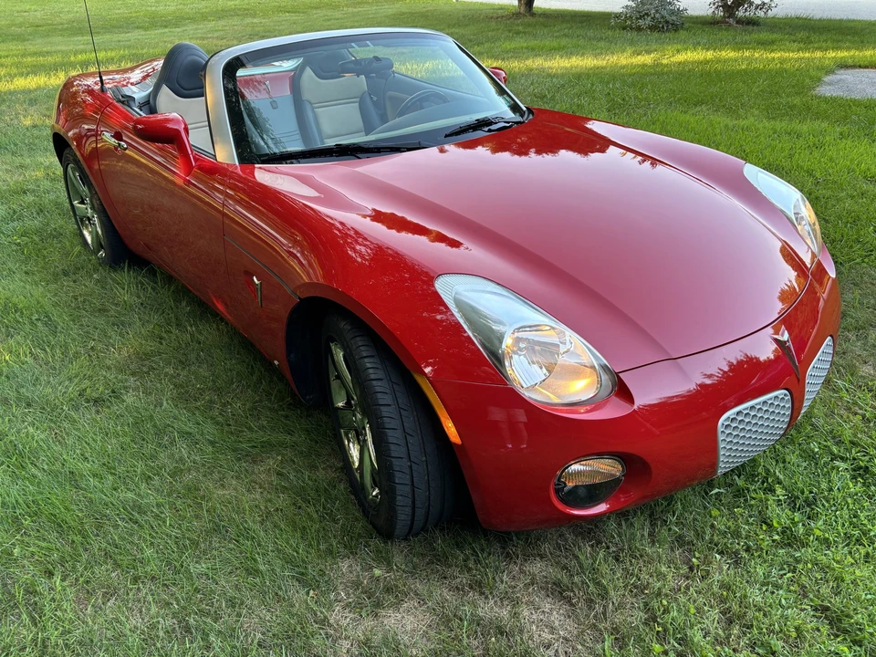 2007 Pontiac Solstice - Image 13 of 31