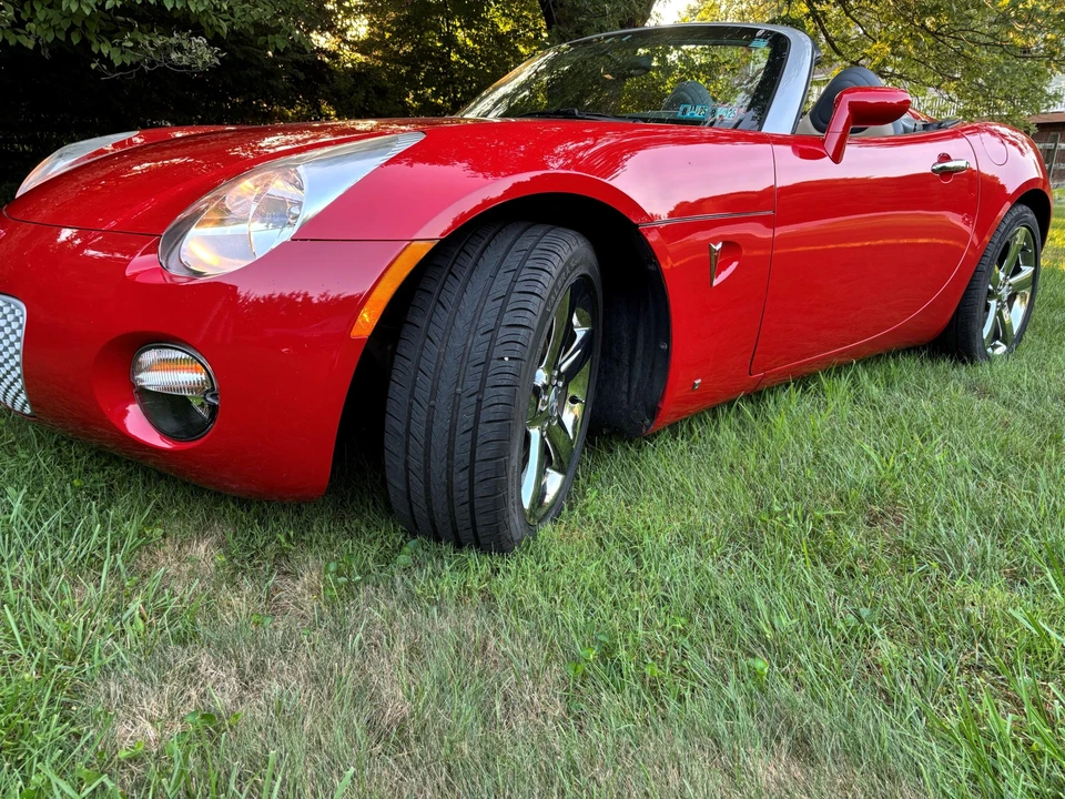 2007 Pontiac Solstice - Image 7 of 31