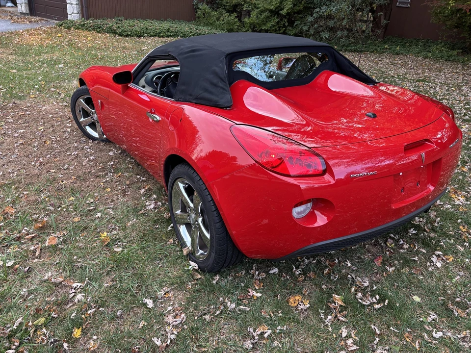 2007 Pontiac Solstice - Image 25 of 31