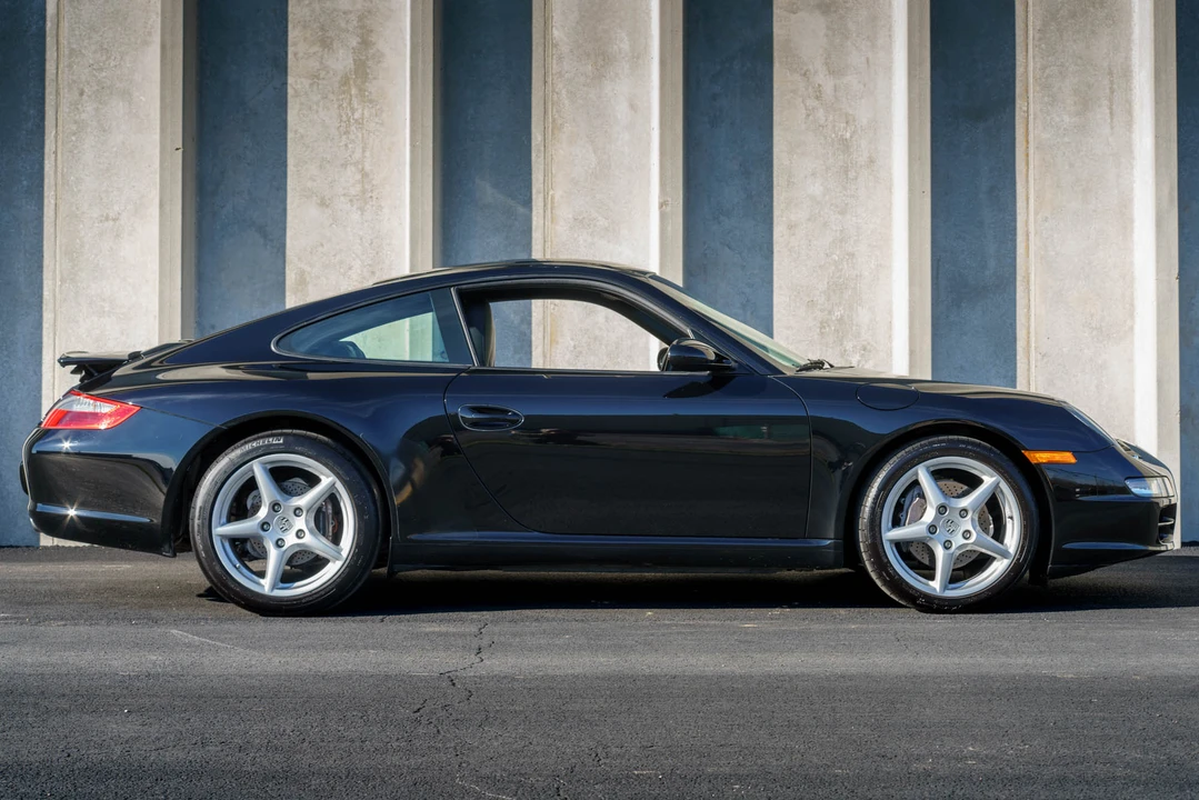 2007 Porsche 997 Carrera - Image 10 of 31