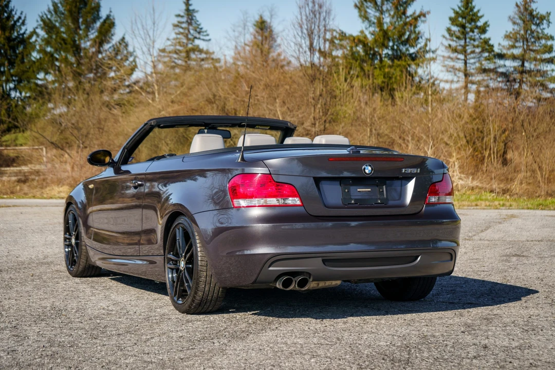 2008 BMW E82 135i & 135is - Image 25 of 31