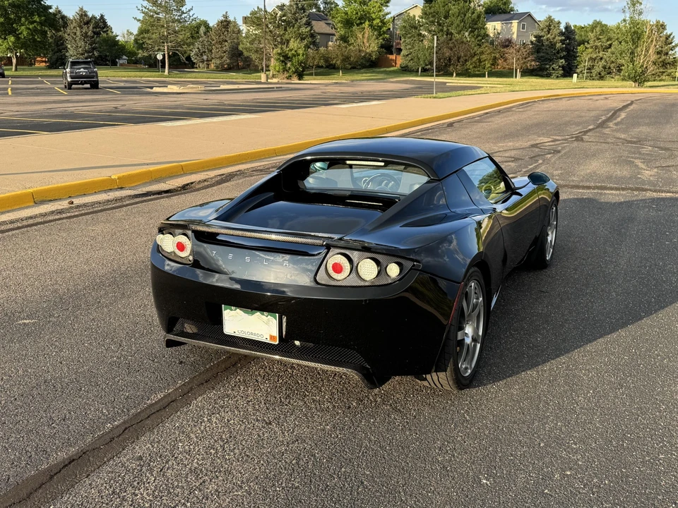 2008 Tesla Roadster - Image 15 of 31