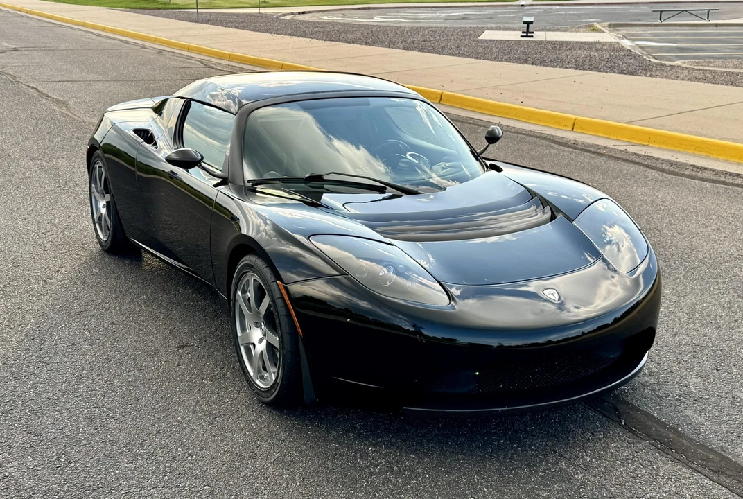 2008 Tesla Roadster - Image 24 of 31
