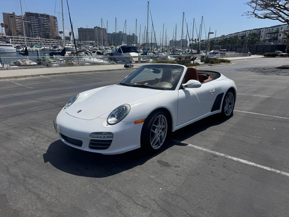 2009 Porsche 997 Carrera 4S - Image 2 of 31