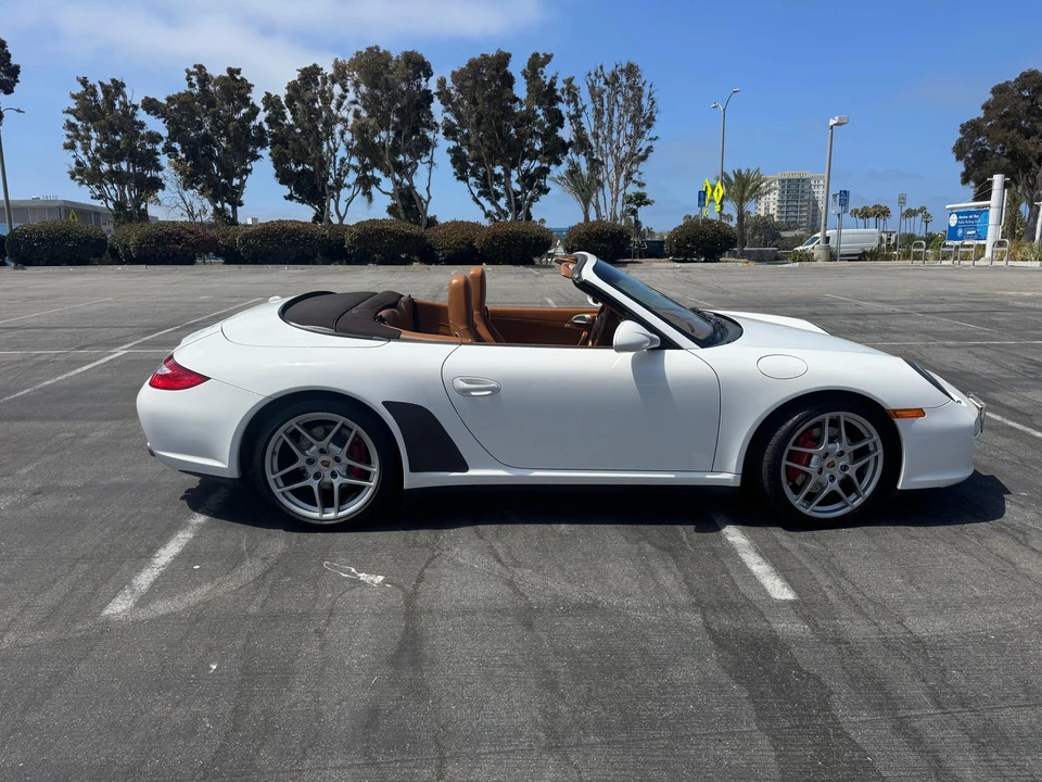 2009 Porsche 997 Carrera 4S - Image 6 of 31