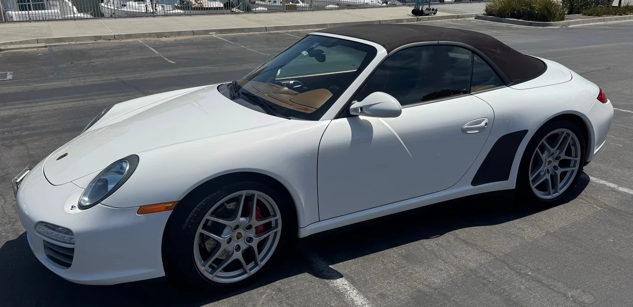 2009 Porsche 997 Carrera 4S - Image 10 of 31