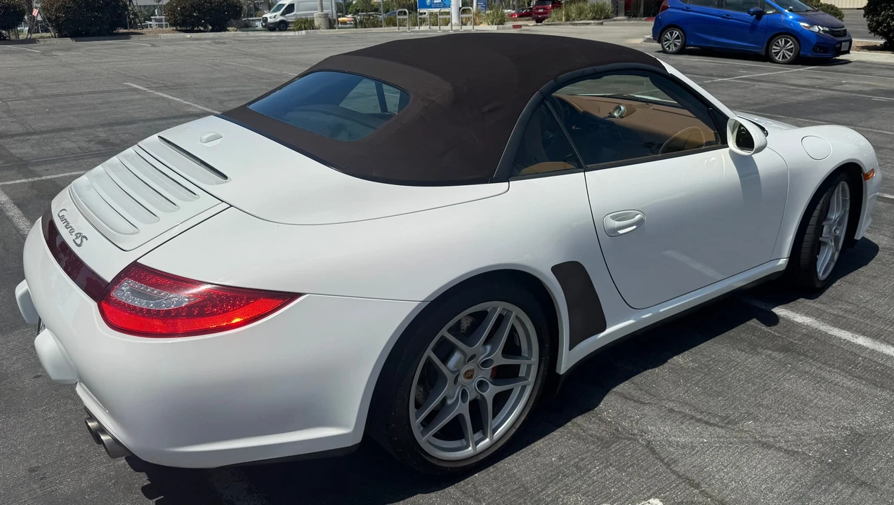 2009 Porsche 997 Carrera 4S - Image 11 of 31