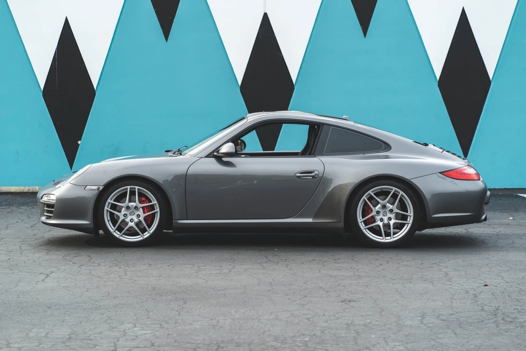2009 Porsche 997 Carrera 4S - Image 9 of 31