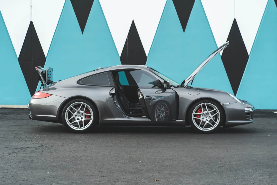 2009 Porsche 997 Carrera 4S - Image 27 of 31