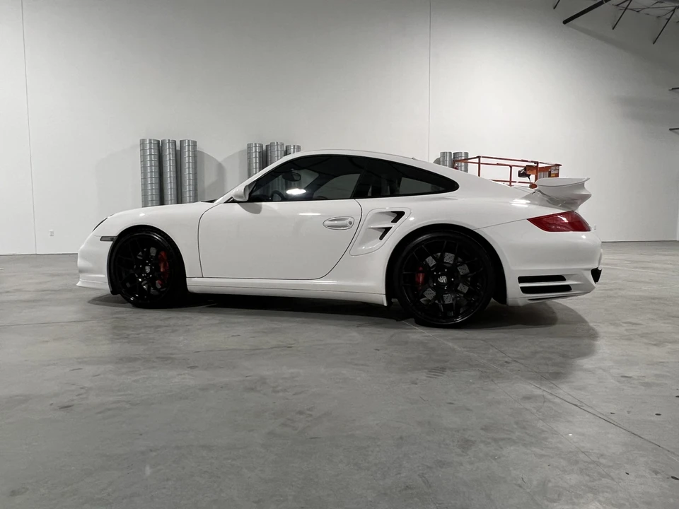 2009 Porsche 997 Turbo - Image 24 of 31
