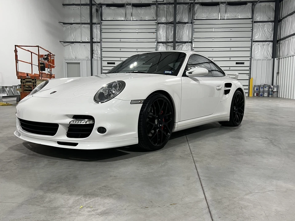 2009 Porsche 997 Turbo - Image 29 of 31