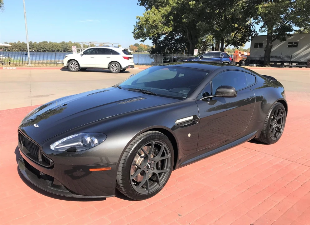 2010 Aston Martin V8 Vantage (2006-2017) - Image 3 of 31