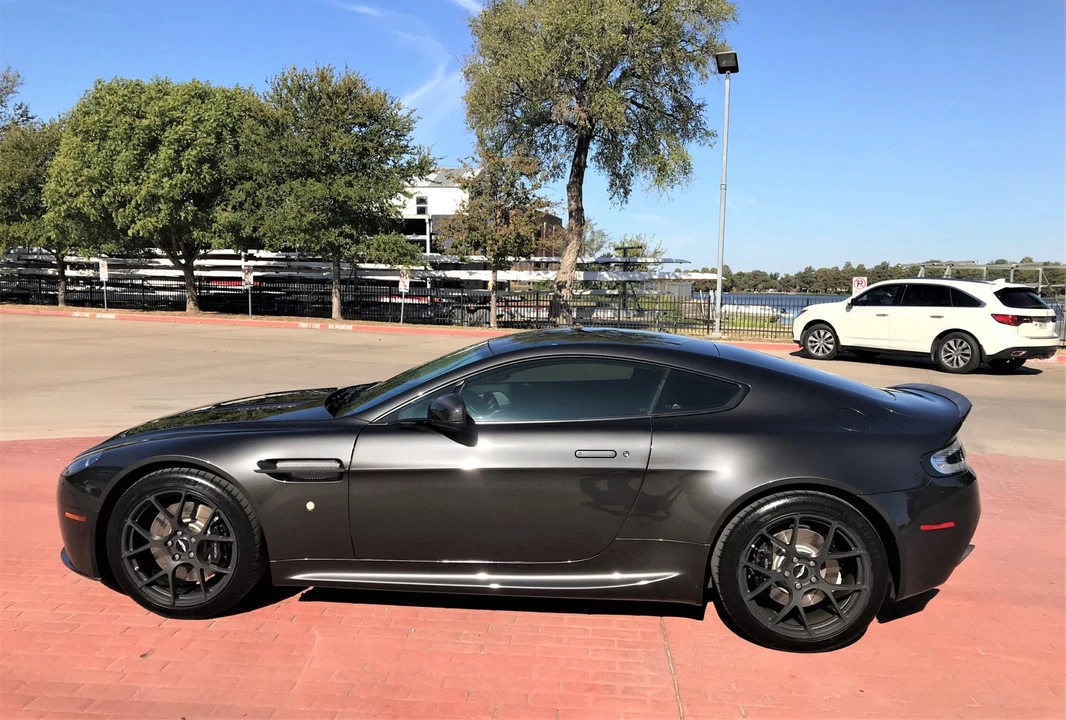 2010 Aston Martin V8 Vantage (2006-2017) - Image 6 of 31