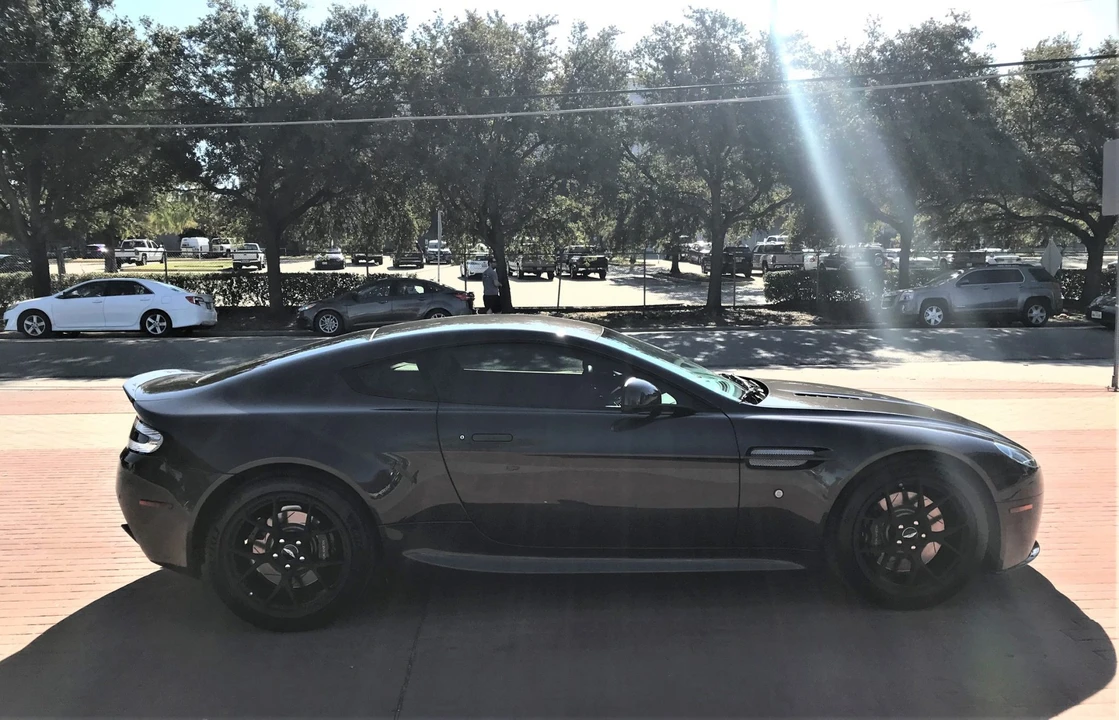 2010 Aston Martin V8 Vantage (2006-2017) - Image 18 of 31