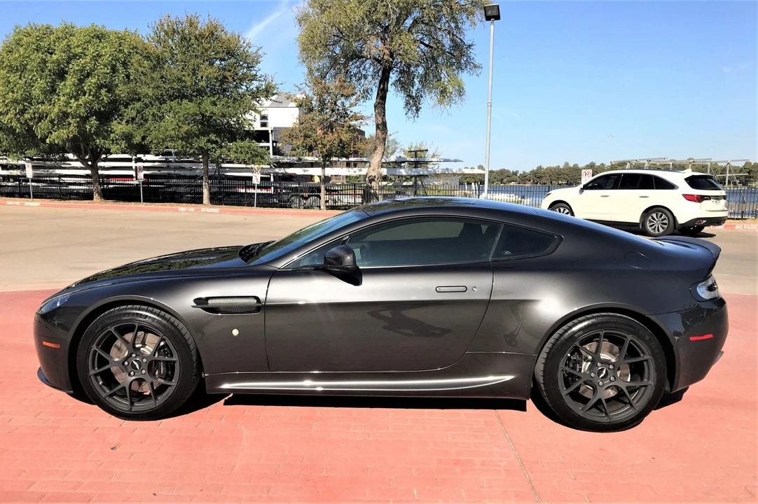 2010 Aston Martin V8 Vantage (2006-2017) - Image 7 of 31