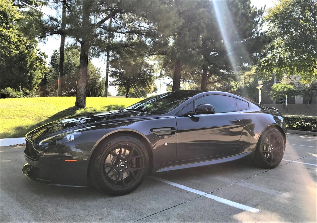 2010 Aston Martin V8 Vantage (2006-2017) - Image 26 of 31