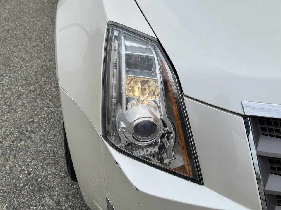 2010 Cadillac CTS 2nd Gen - Image 17 of 31