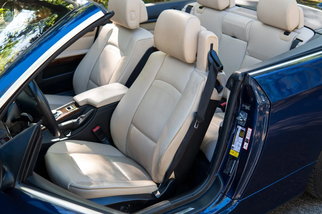 2011 BMW E93 3 Series Convertible - Image 4 of 7
