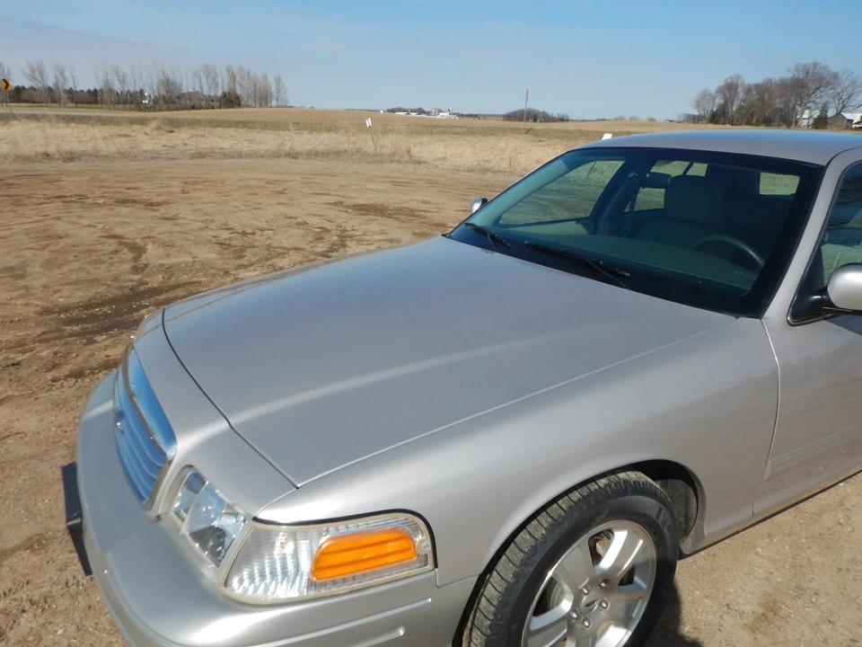2011 Ford Crown Victoria - Image 17 of 31