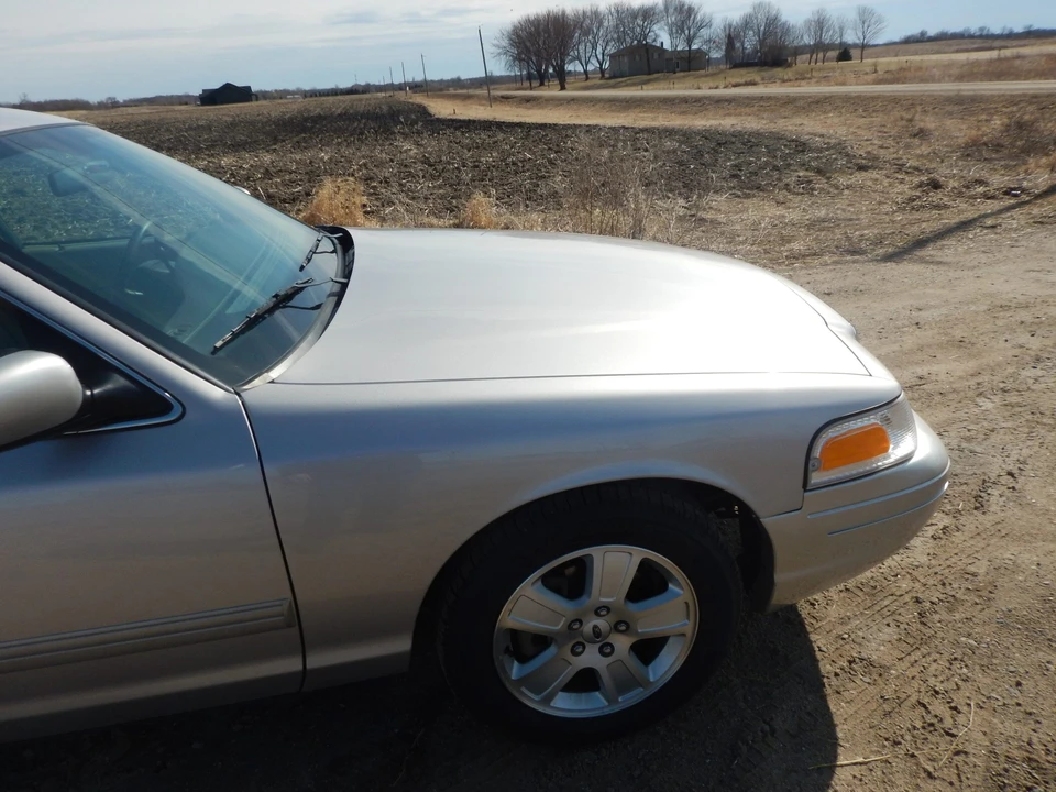 2011 Ford Crown Victoria - Image 29 of 31