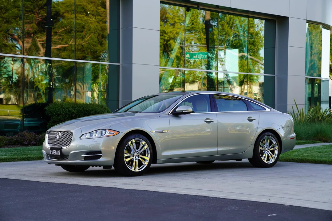 2011 Jaguar X351 XJ - Image 2 of 31