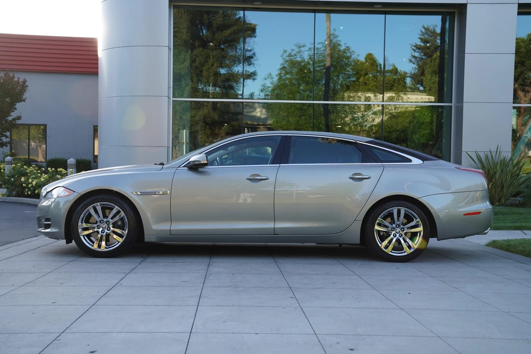 2011 Jaguar X351 XJ - Image 10 of 31