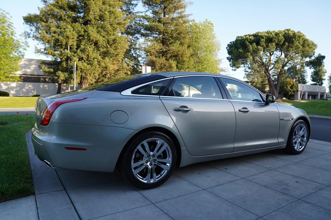 2011 Jaguar X351 XJ - Image 15 of 31