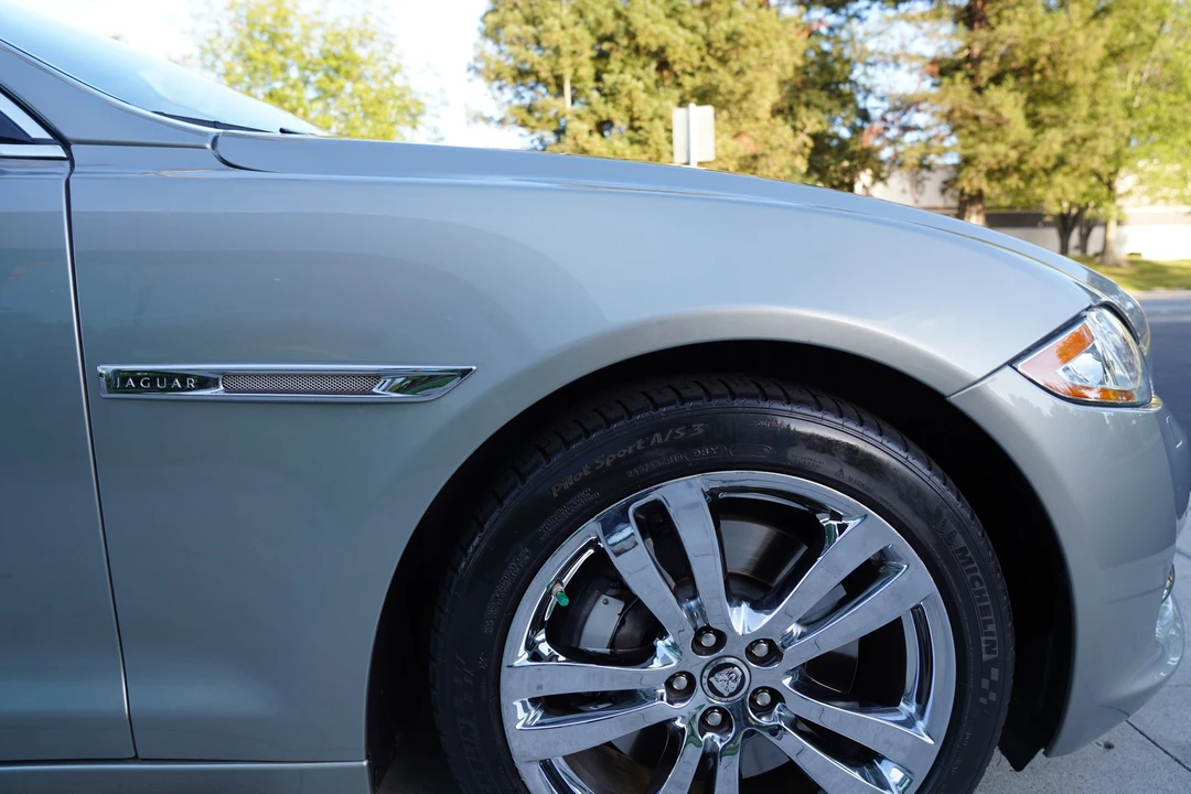 2011 Jaguar X351 XJ - Image 27 of 31