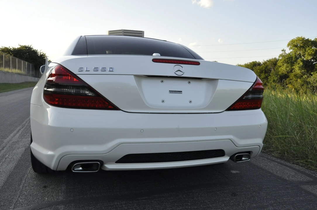 2011 Mercedes-Benz R230 SL-Class - Image 25 of 31