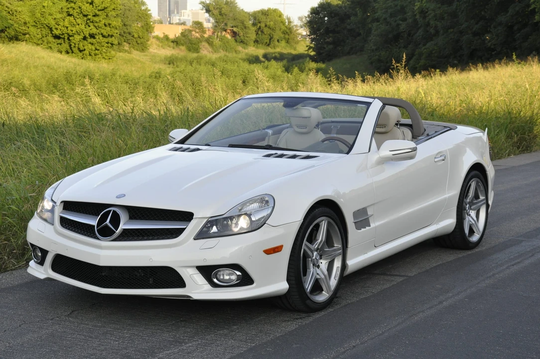 2011 Mercedes-Benz R230 SL-Class - Image 2 of 31