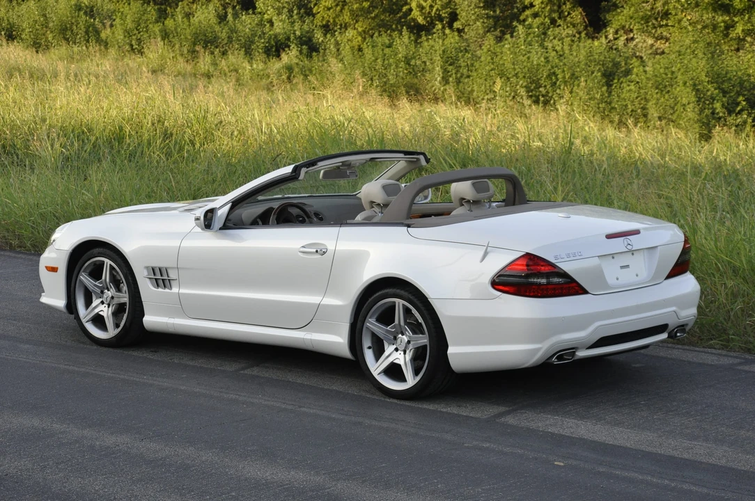 2011 Mercedes-Benz R230 SL-Class - Image 5 of 31