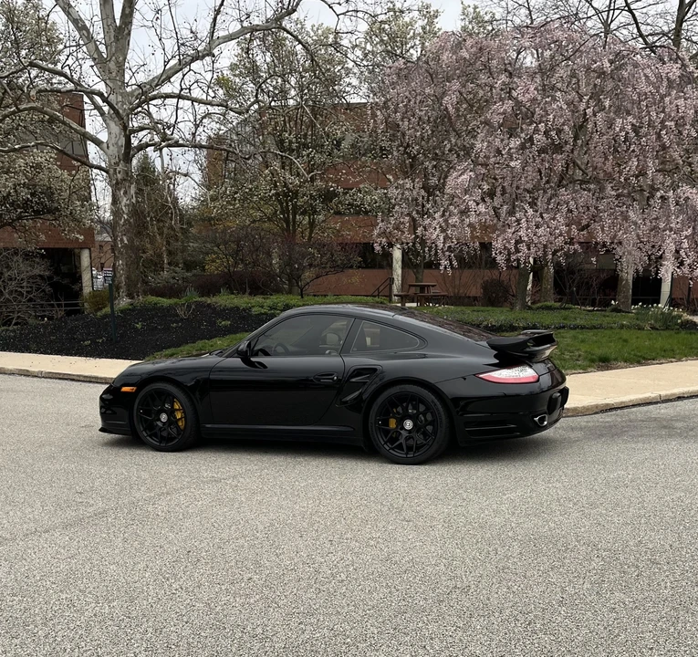 2011 Porsche 997 Turbo - Image 9 of 31