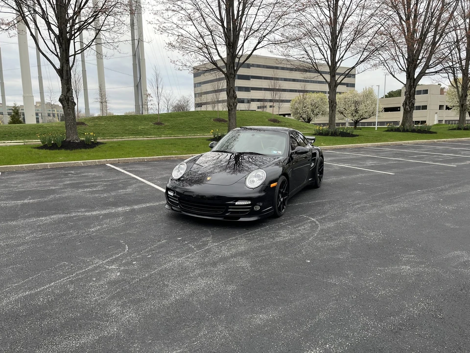 2011 Porsche 997 Turbo - Image 20 of 31