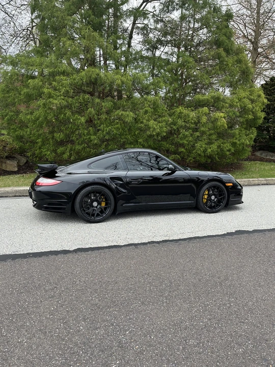 2011 Porsche 997 Turbo - Image 28 of 31