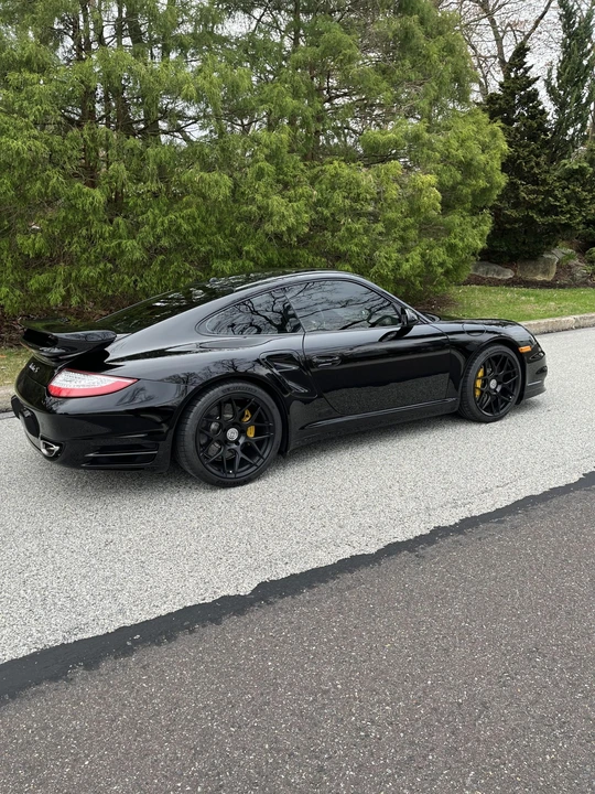 2011 Porsche 997 Turbo - Image 29 of 31
