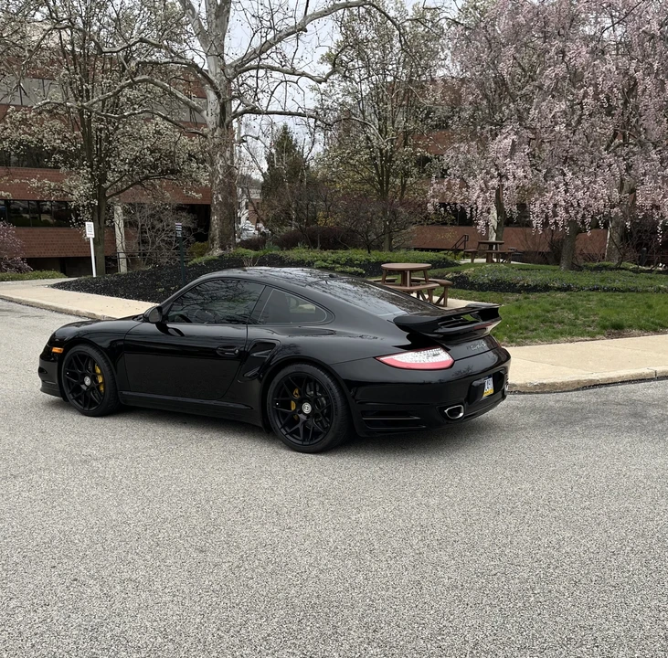 2011 Porsche 997 Turbo - Image 11 of 31