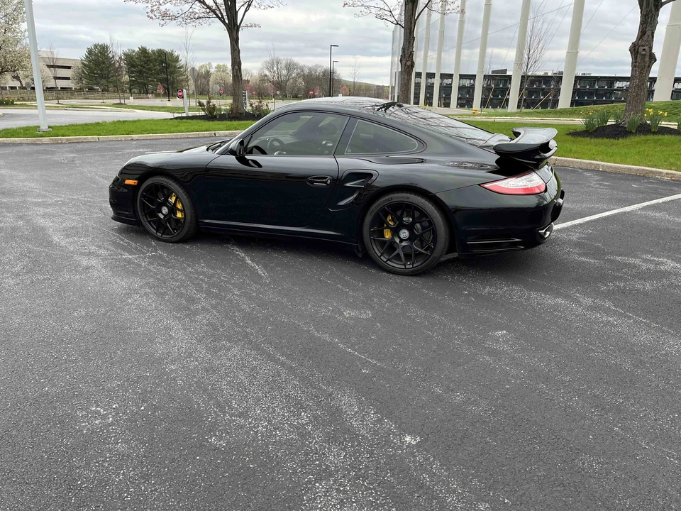 2011 Porsche 997 Turbo S - Image 11 of 31