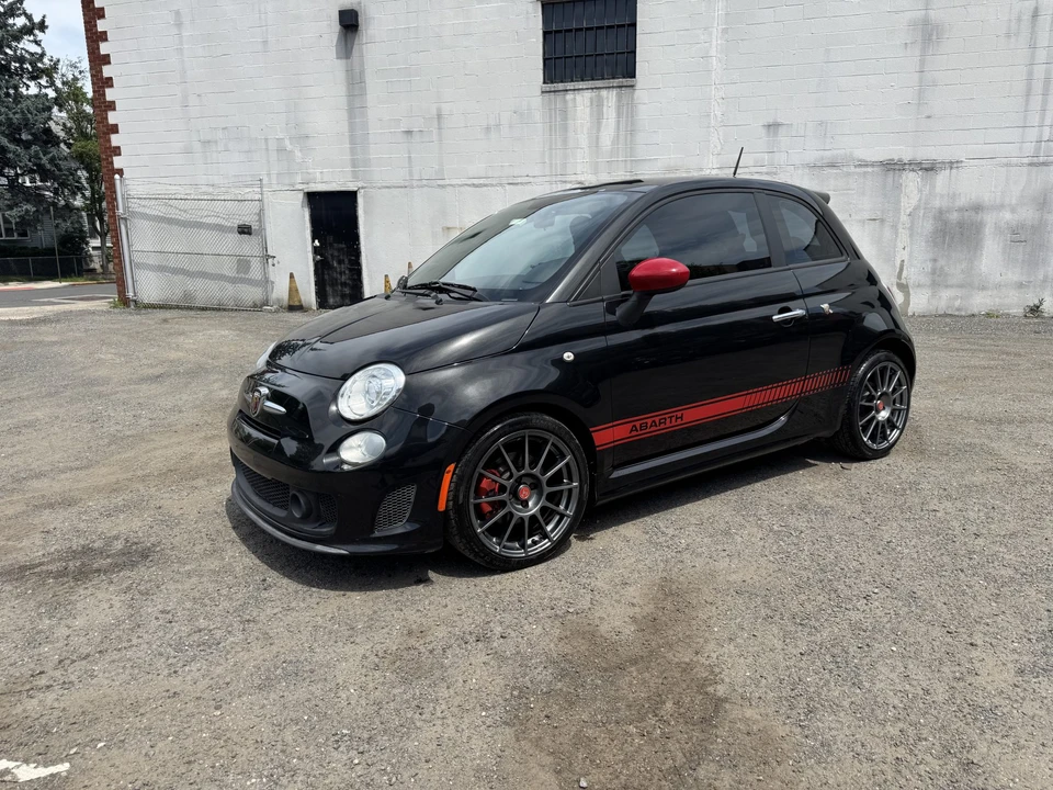 2012 Fiat Abarth 500 - Image 10 of 31