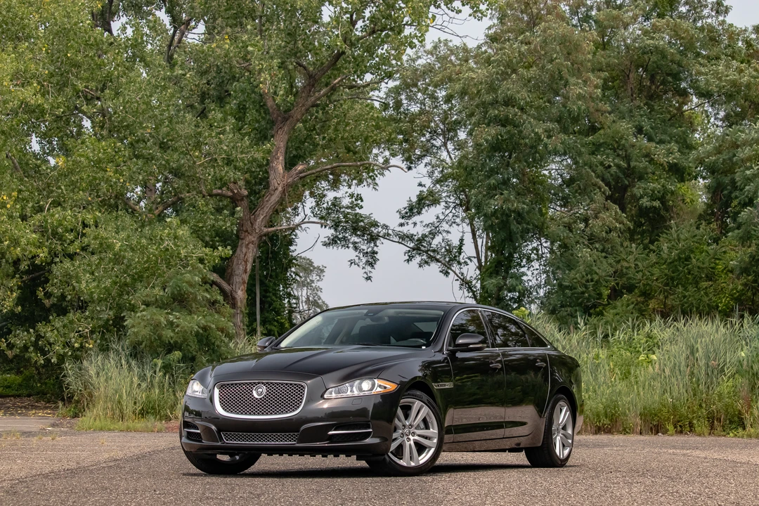2012 Jaguar X351 XJ - Image 2 of 31