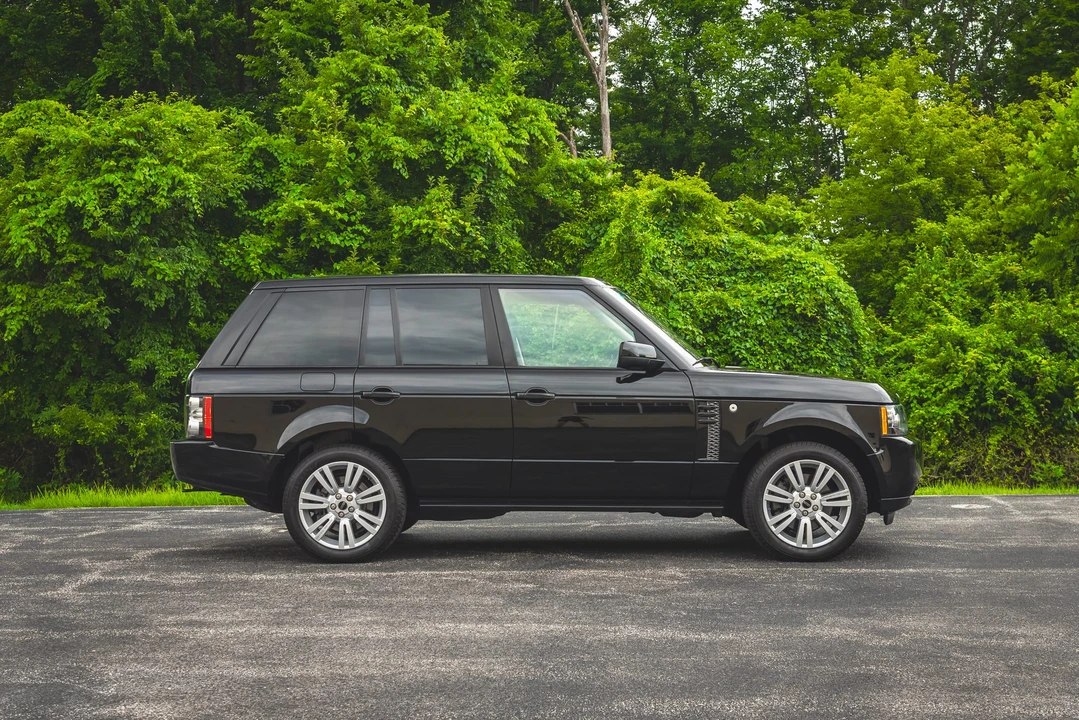 2012 Land Rover Range Rover L322 - Image 20 of 31