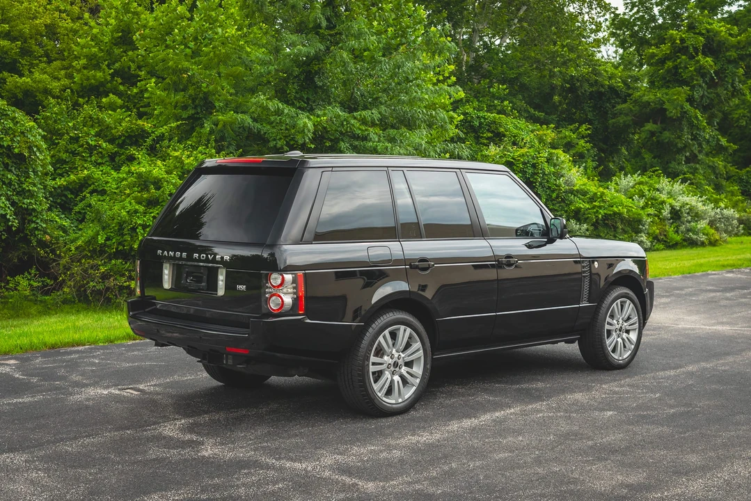 2012 Land Rover Range Rover L322 - Image 18 of 31