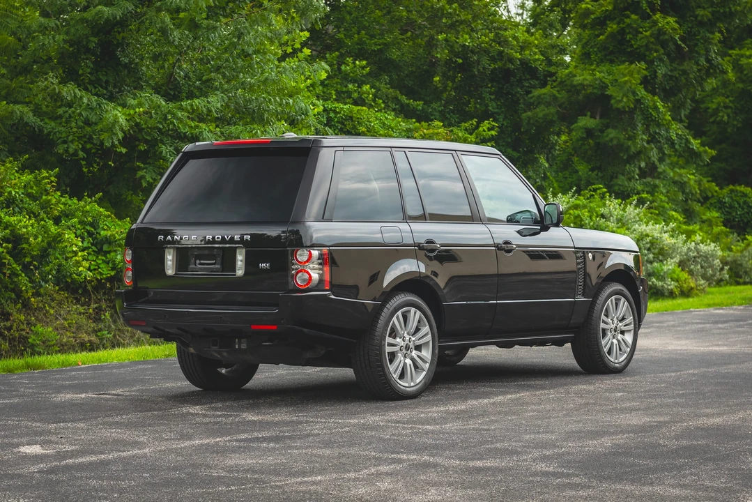 2012 Land Rover Range Rover L322 - Image 16 of 31