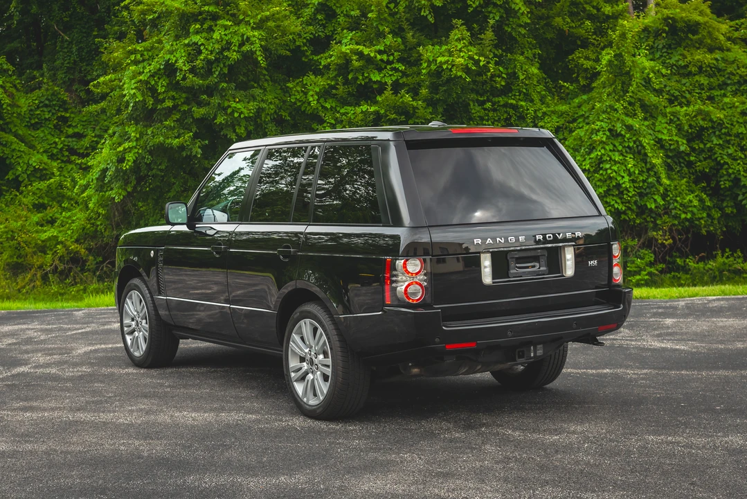 2012 Land Rover Range Rover L322 - Image 24 of 31