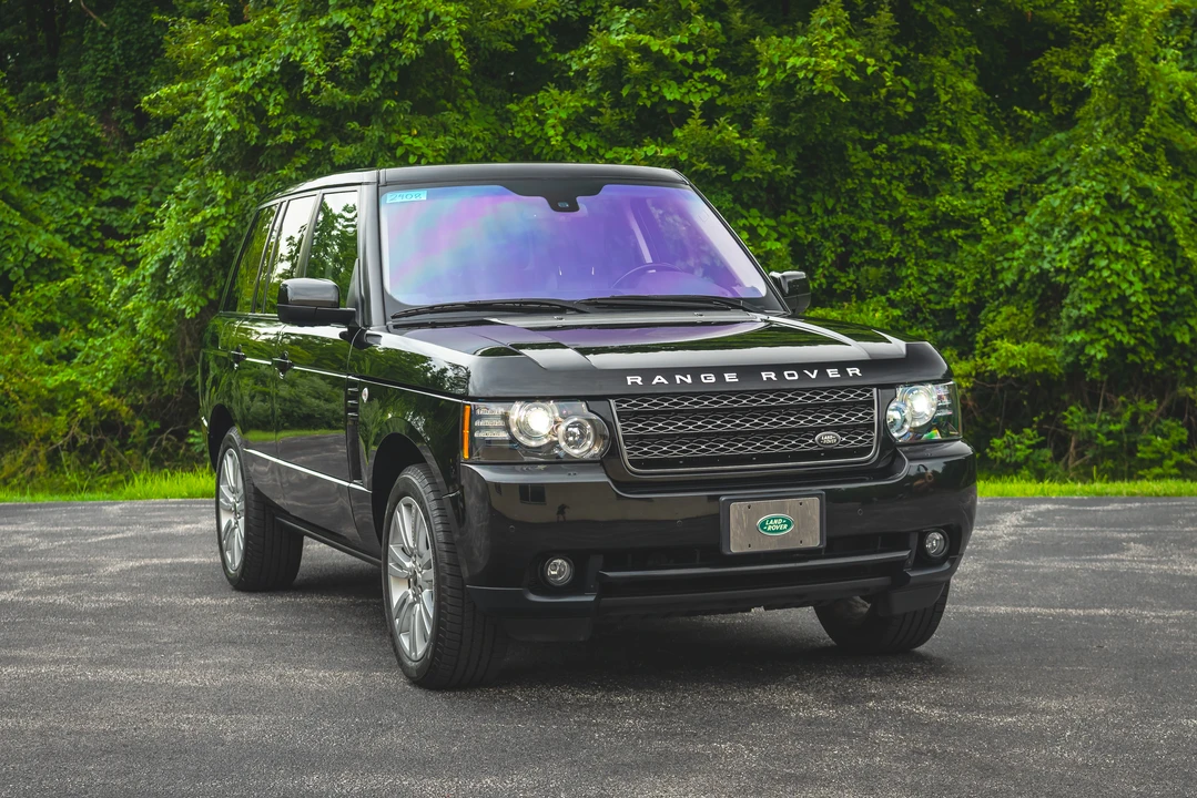 2012 Land Rover Range Rover L322 - Image 8 of 31