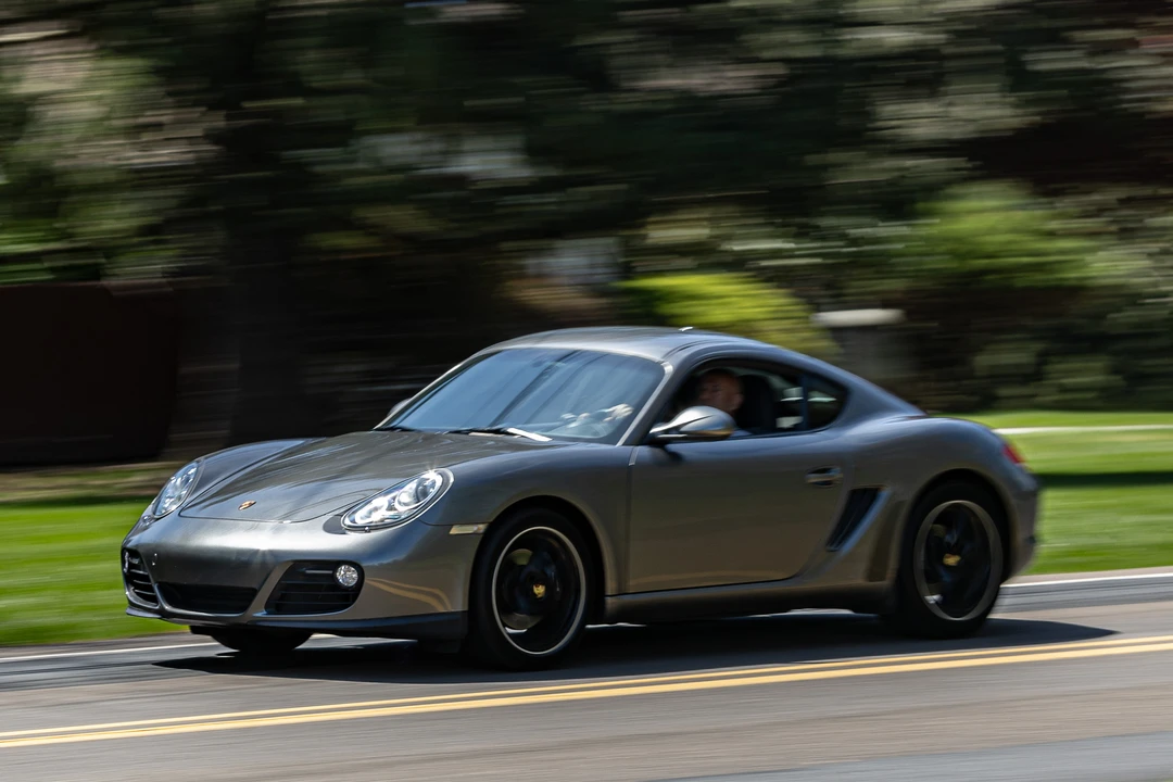 2012 Porsche 987 Cayman - Image 2 of 31