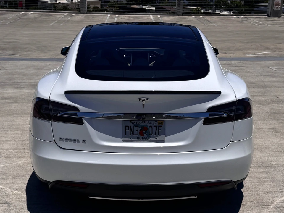 2012 Tesla Model S - Image 31 of 31