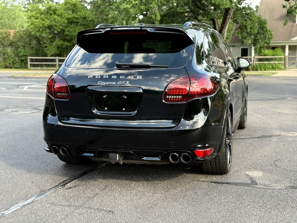 2013 Porsche 958 Cayenne GTS - Image 14 of 31