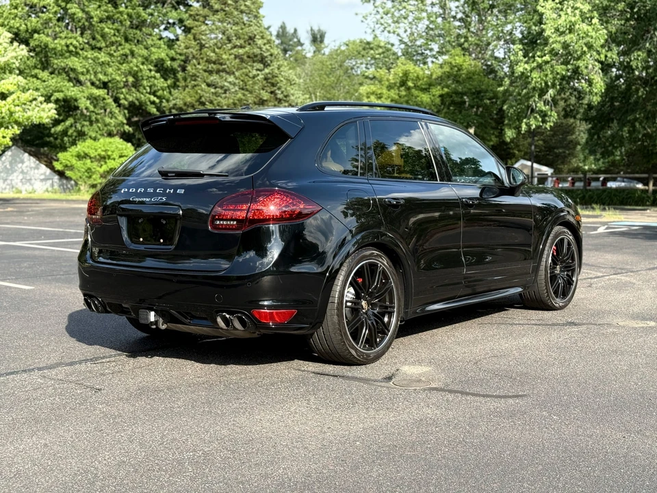 2013 Porsche 958 Cayenne GTS - Image 12 of 31