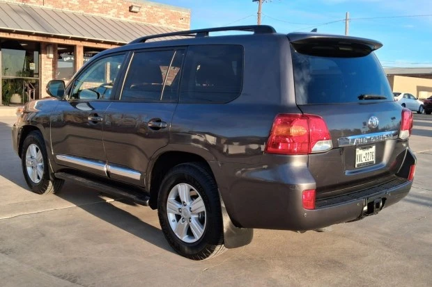 2014 Toyota J200 Land Cruiser - Image 2 of 8
