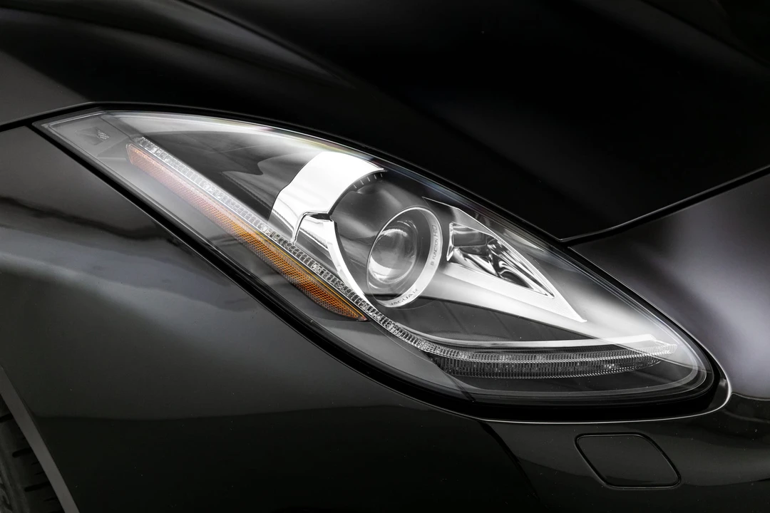 2015 Jaguar F-Type 1st Gen - Image 26 of 31